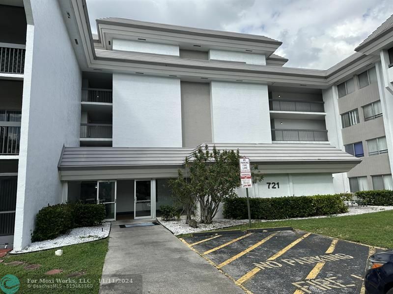 Property Photo:  721 N Pine Island Rd 410  FL 33324 