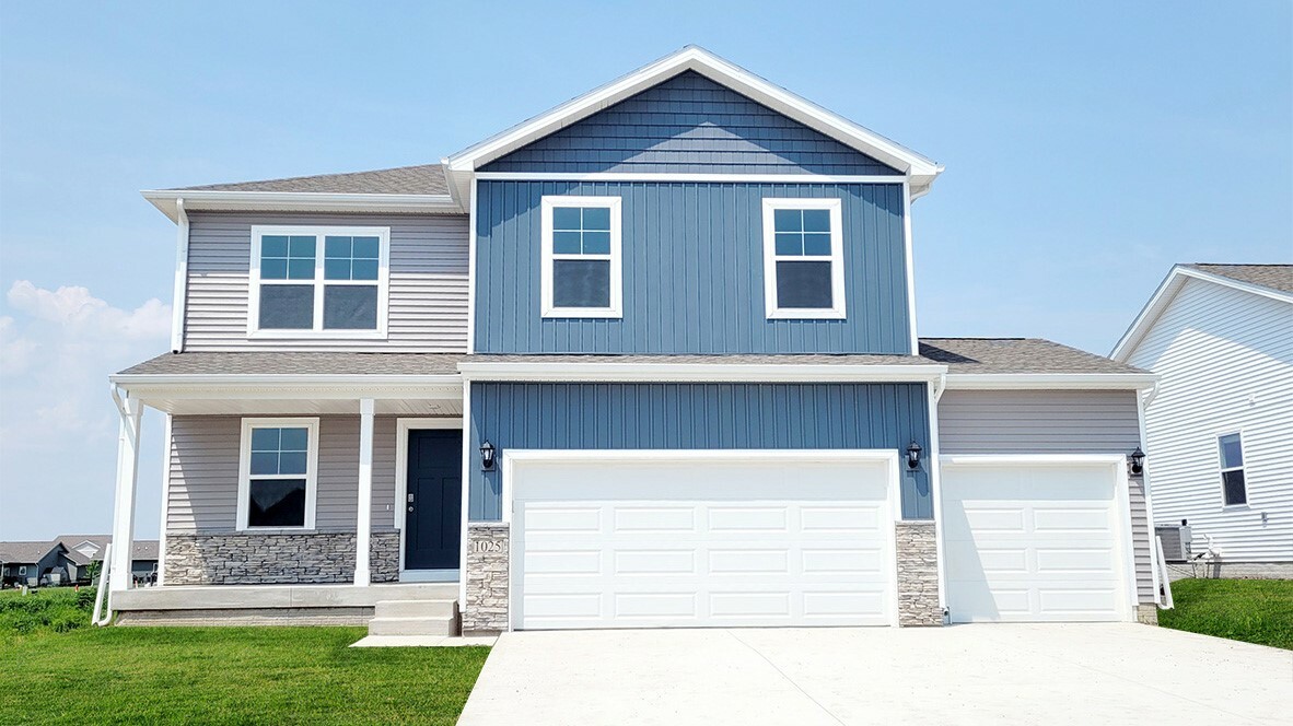 Property Photo: 5504 NE Sienna Drive IA 50021