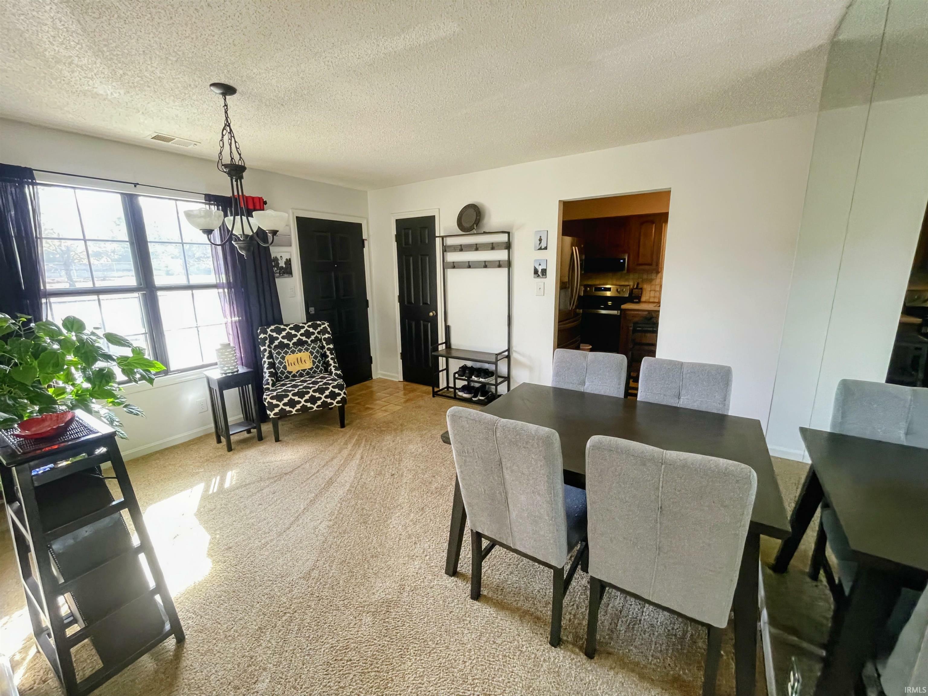 Property Photo:  826 Senate Avenue  IN 47711-1881 