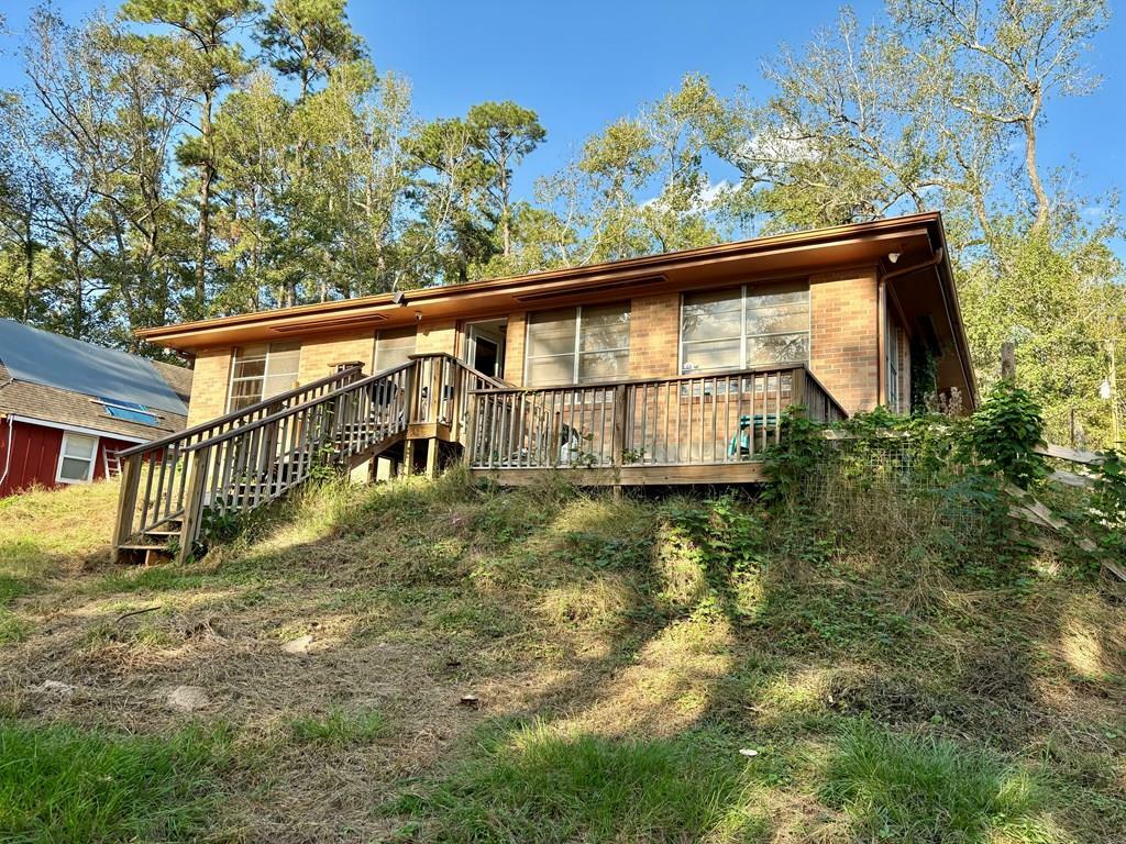 Property Photo:  262 Idylwood Drive  TX 77335 