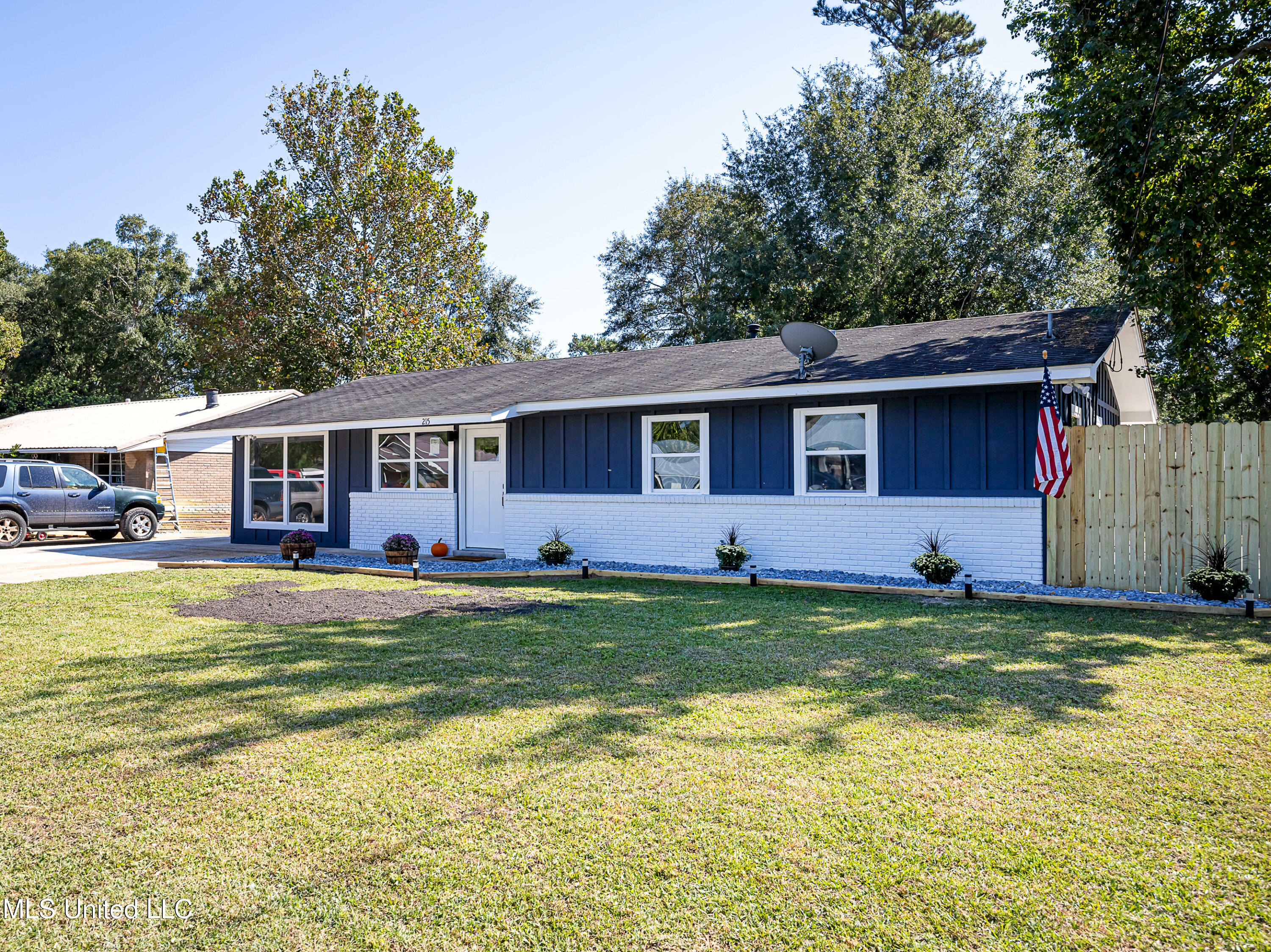 Property Photo:  215 Maple Drive  MS 39564 