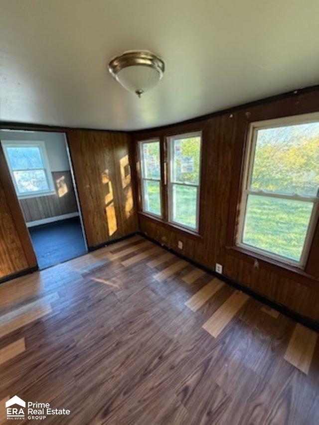 Property Photo:  1037 Tremont Avenue  MI 48505 