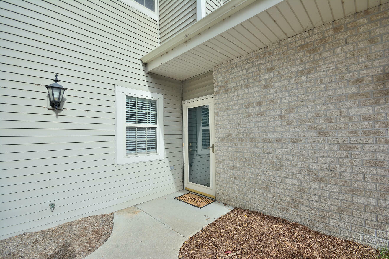 Property Photo:  18740 Emerald Cir C  WI 53045 