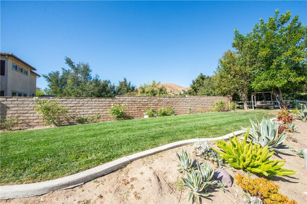 Property Photo:  3829 Young Wolf Drive  CA 93065 