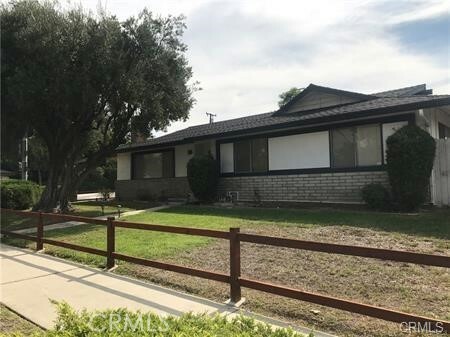 Property Photo:  2148 E Cameron Avenue  CA 91791 