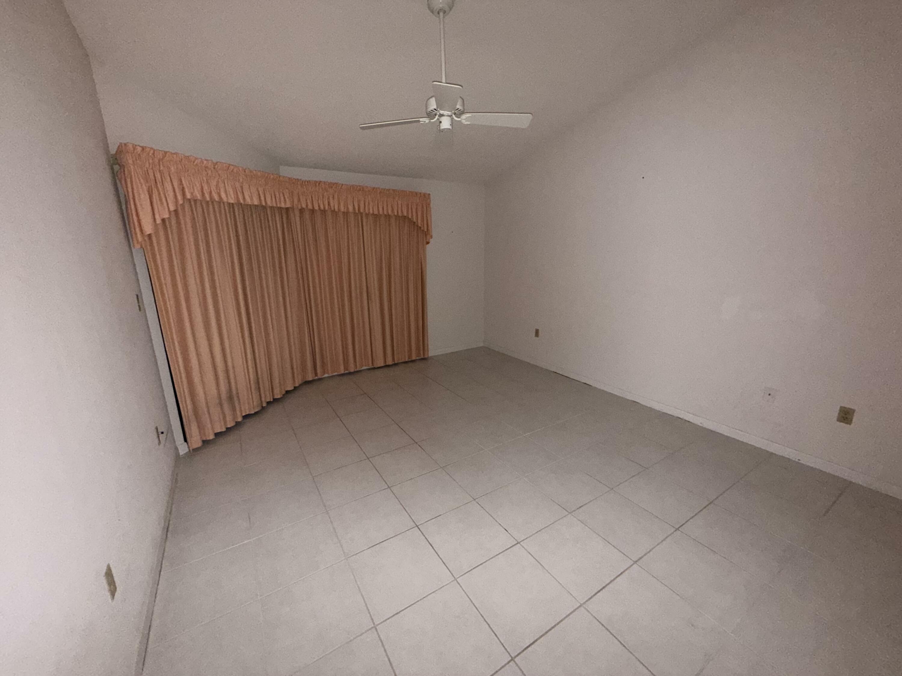 Property Photo:  136 Glen Eagles Drive Drive  FL 32578 