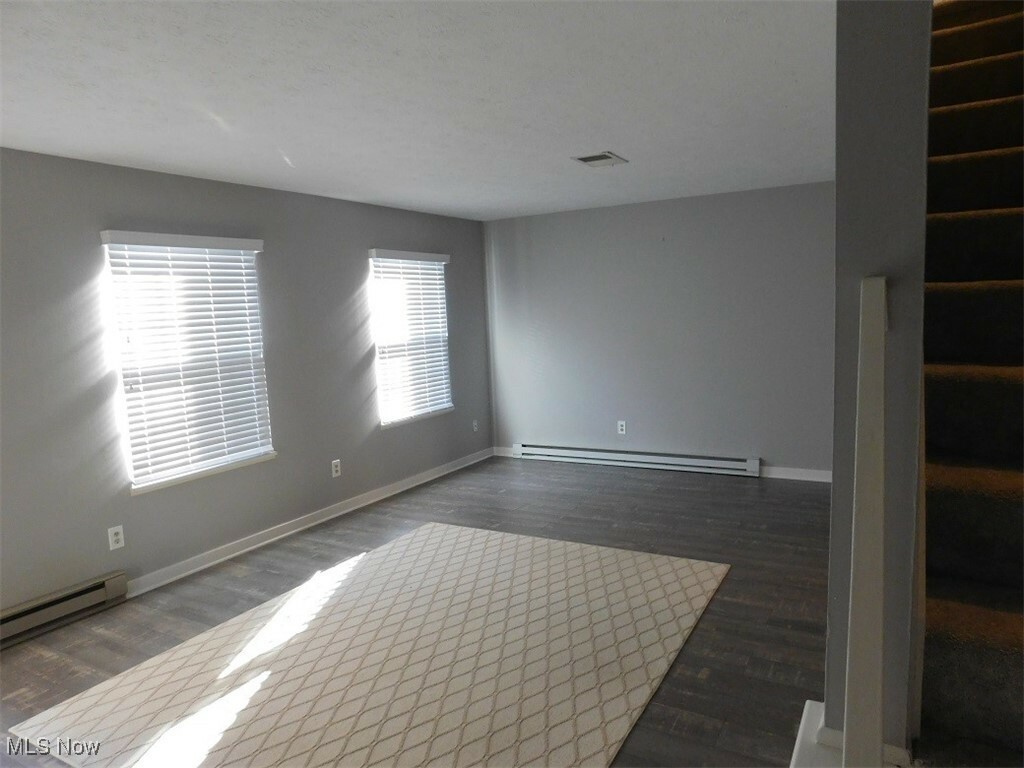 Property Photo:  8254 Deepwood Boulevard 7  OH 44060 