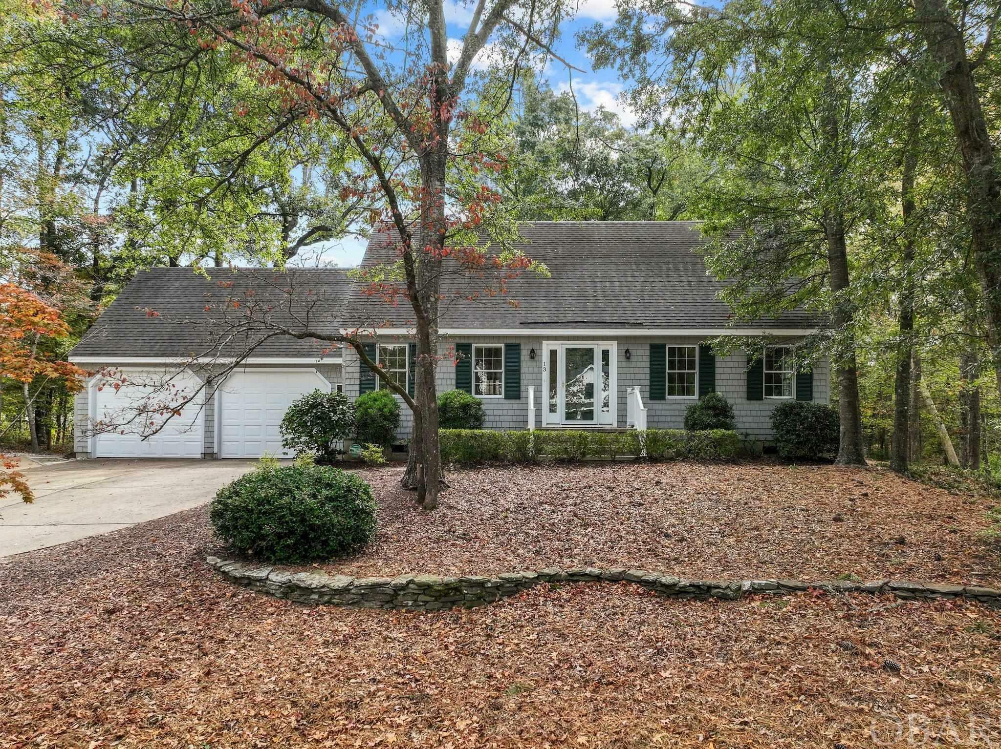 Property Photo:  13 Blue Pete Court  NC 27949-3841 