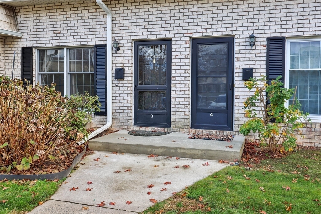 Property Photo: 3 Plantation Dr 3 MA 01001
