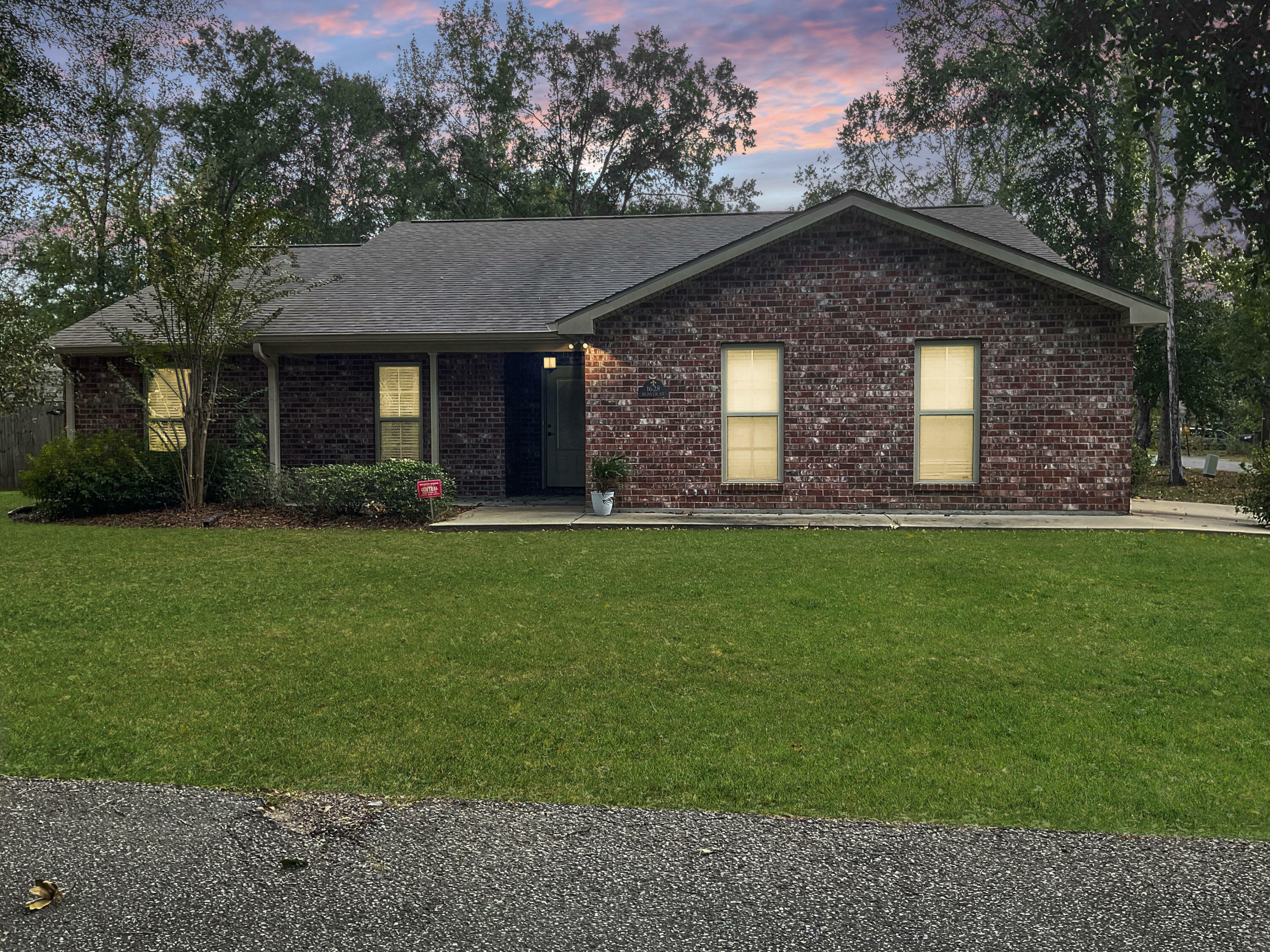 1628 Bower St  Deridder LA 70634 photo