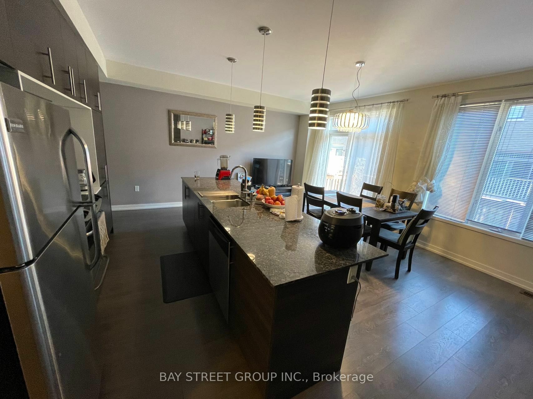 Property Photo:  305 Squire Cres  ON L6H 7C3 