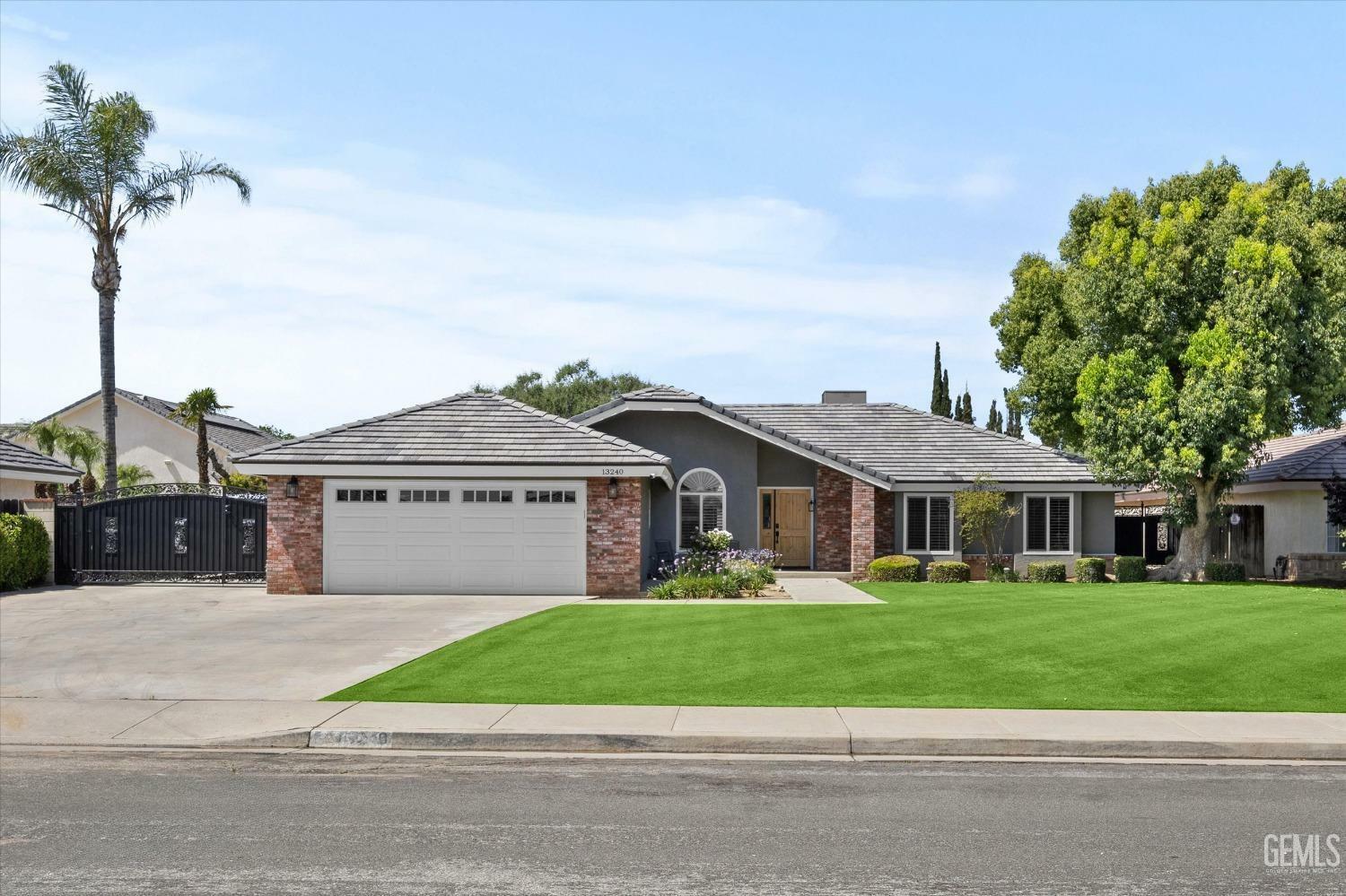 Property Photo:  13240 Blodget Avenue  CA 93314 