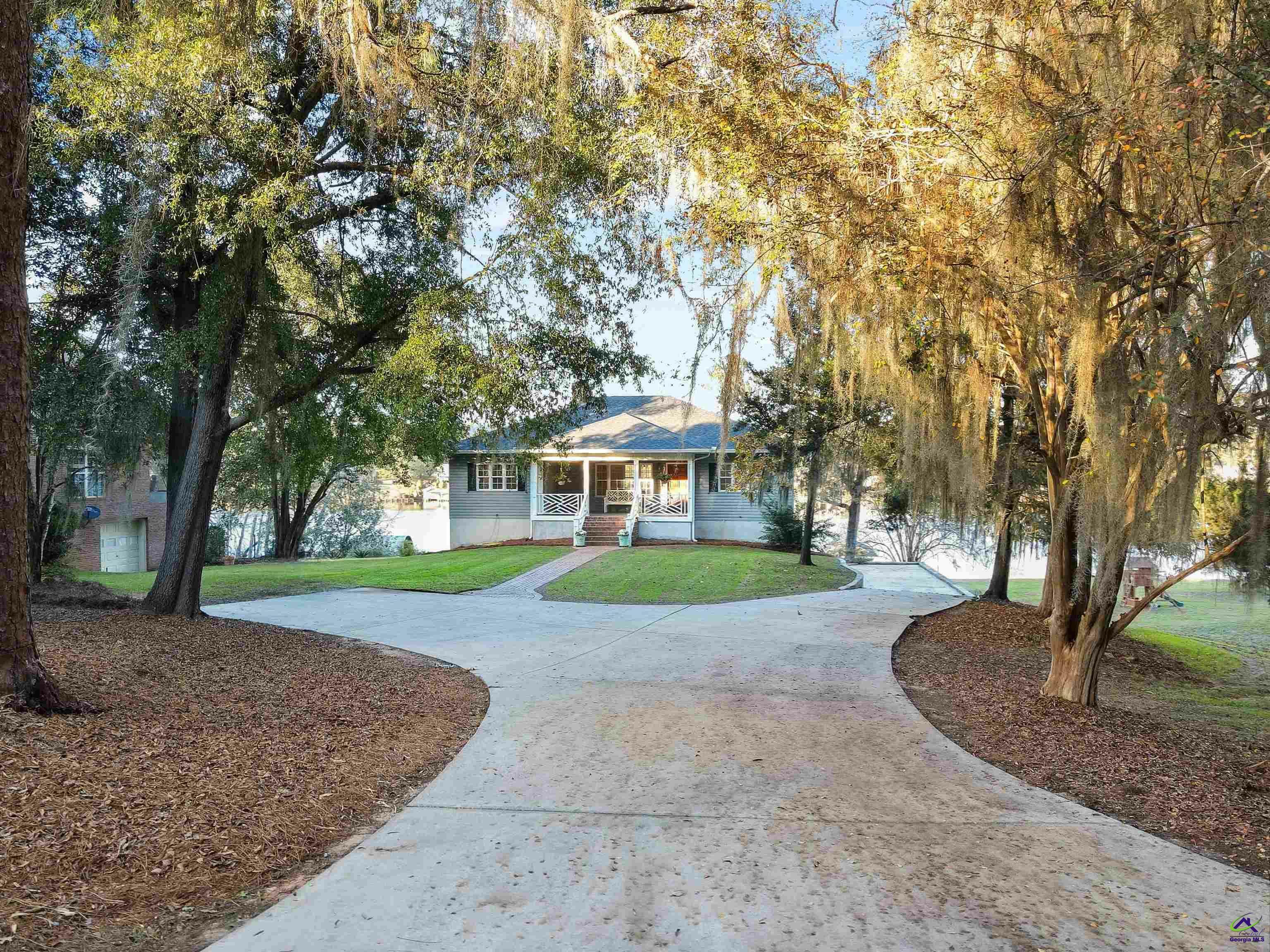 Property Photo:  154 Mossland Drive  GA 31069 