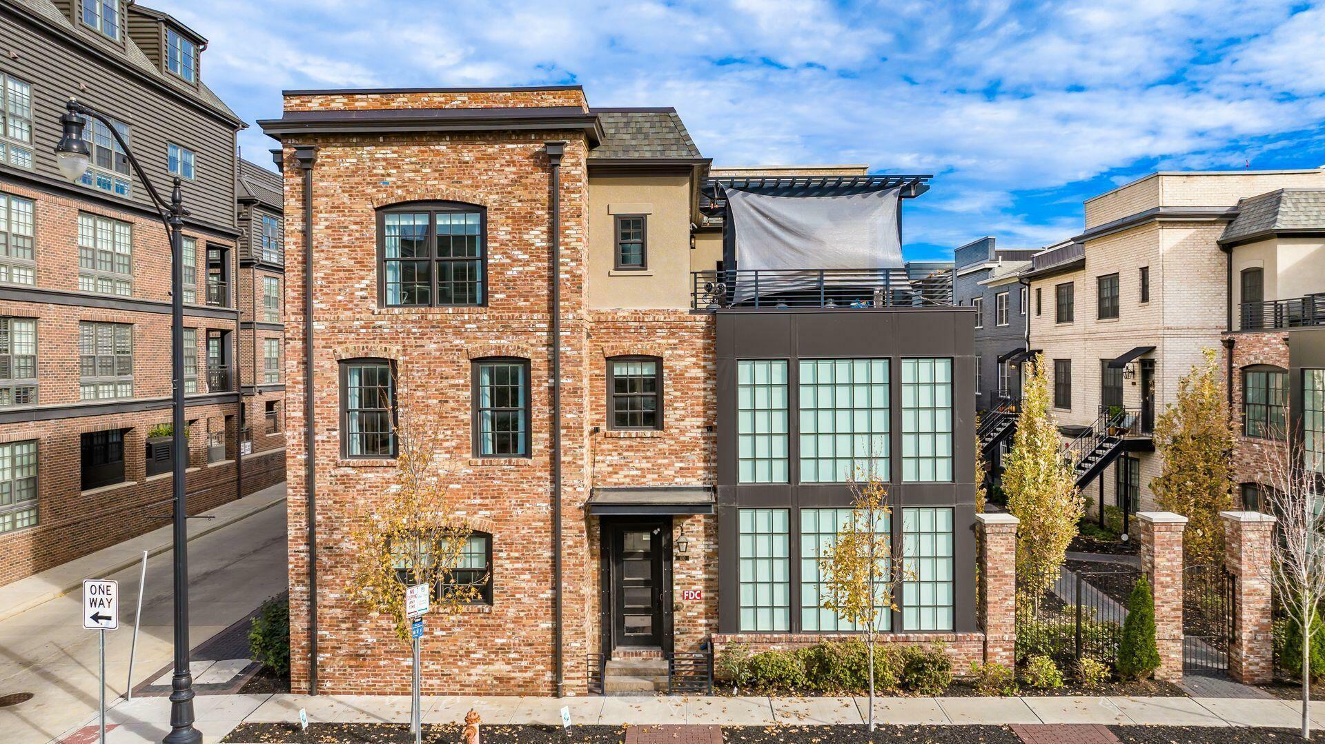 Property Photo: 100 Normandy Avenue OH 43215