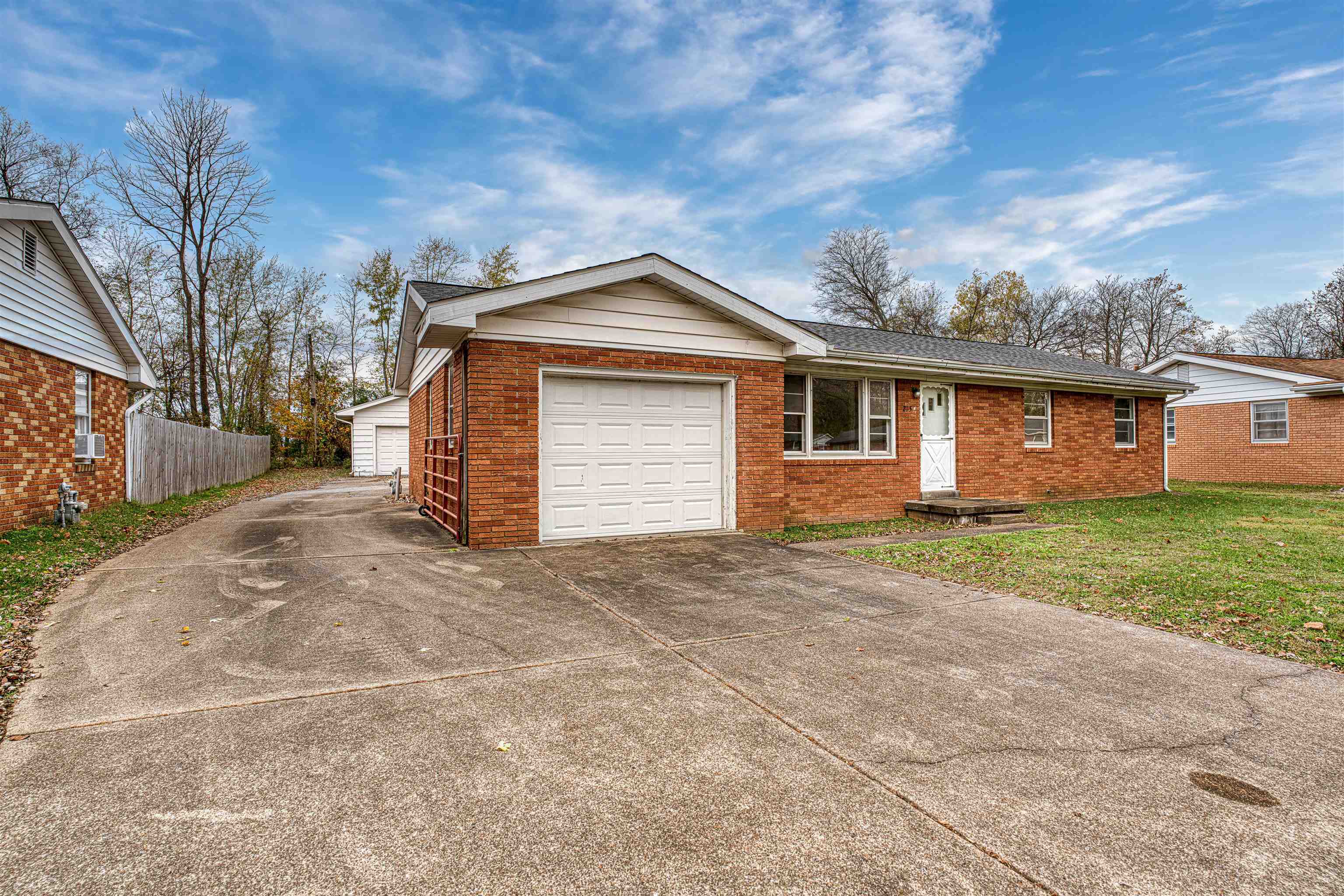 Property Photo:  2157 Gregory Drive  KY 42420 