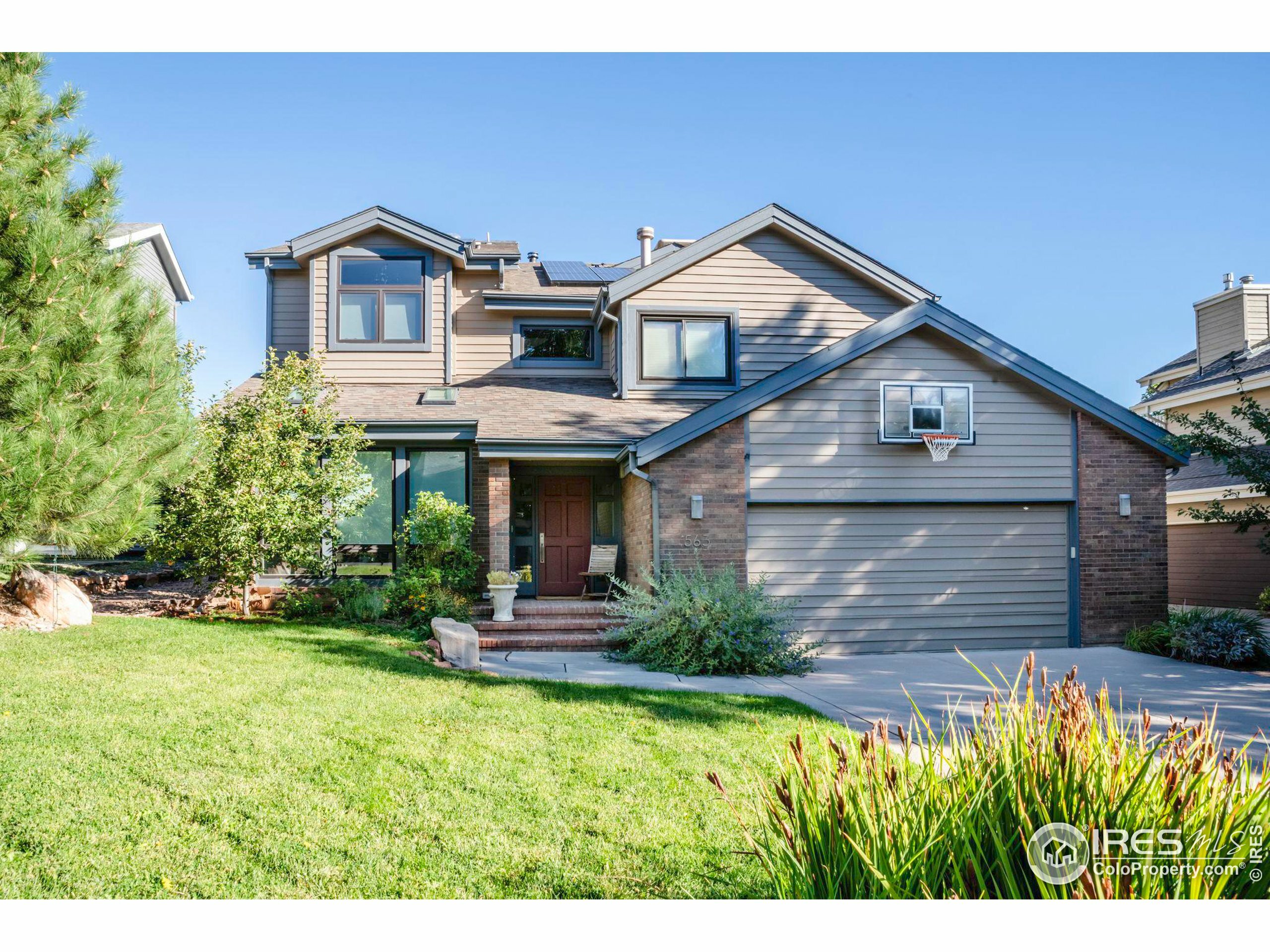 Property Photo: 563 Locust Pl CO 80304