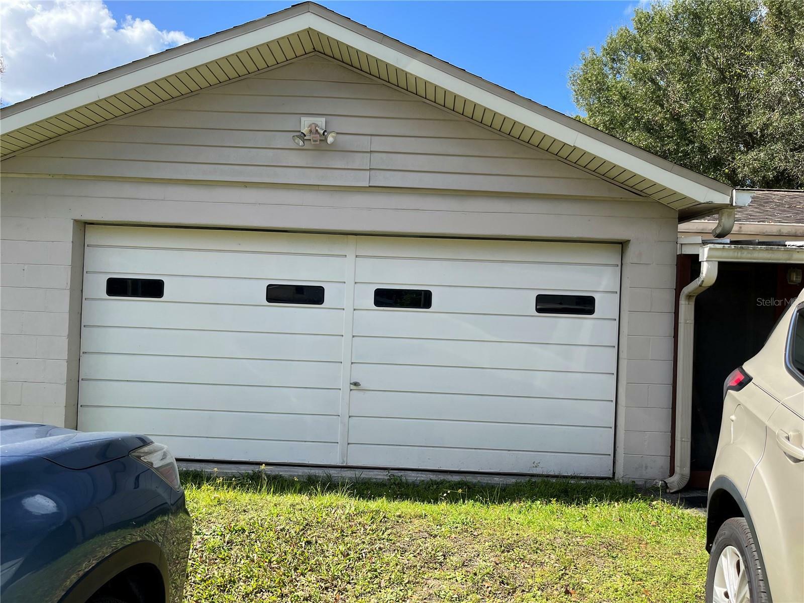 Property Photo:  8432 N Jones Avenue  FL 33604 