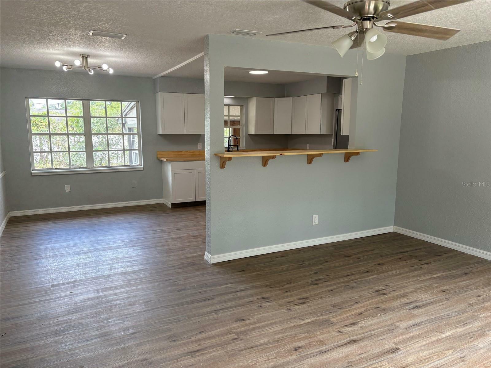 Property Photo:  3517 NE 12th Street  FL 34470 