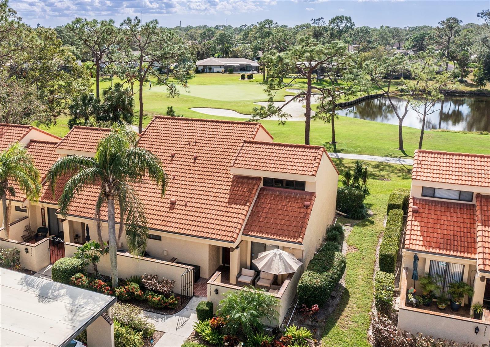 Property Photo: 5332 Huntingwood Court 26 FL 34235