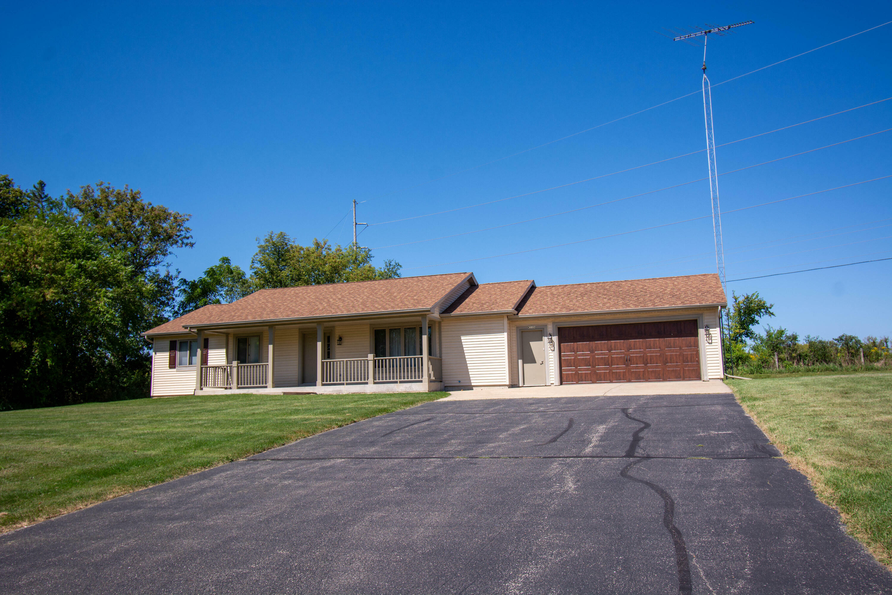 Property Photo:  W3104 Krueger Rd  WI 53147 