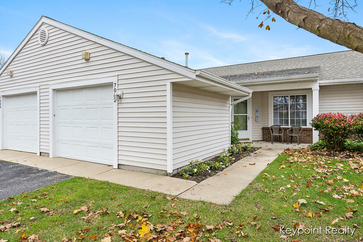 Property Photo:  7082 W Cannon Place Drive NE  MI 49341 