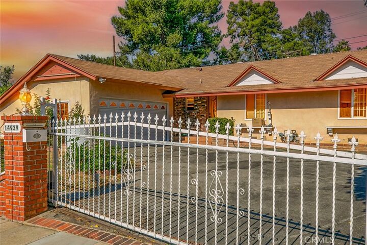 Property Photo:  14939 Napa Street  CA 91402 