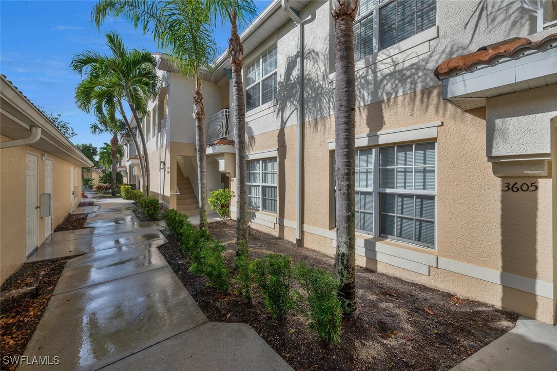 Property Photo:  3041 Driftwood Way 3604  FL 34109 