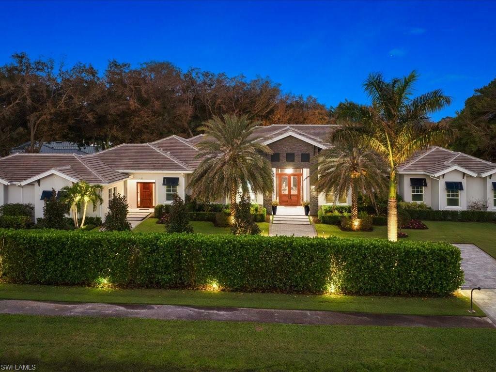 Property Photo: 830 Cassena Rd FL 34108