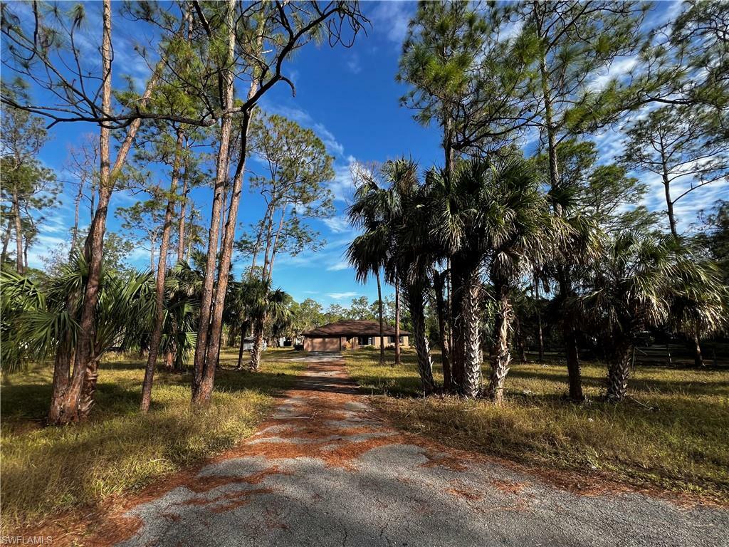 Property Photo: 4121 5th Ave NW FL 34119