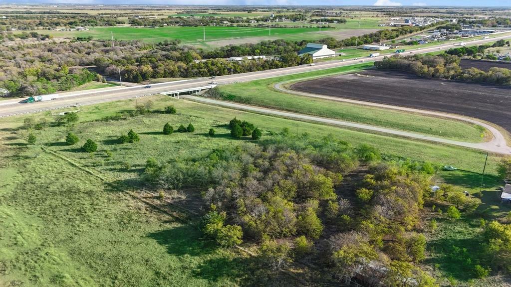 Property Photo:  Tbd S I-35 S I-35  TX 75165 