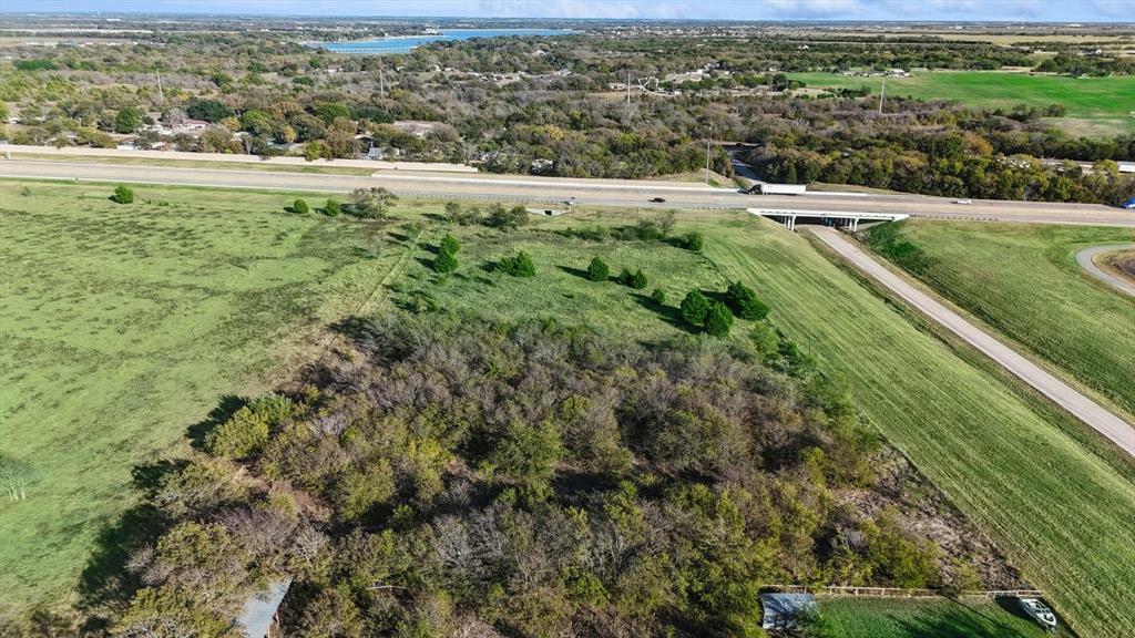 Property Photo:  Tbd S I-35 S I-35  TX 75165 