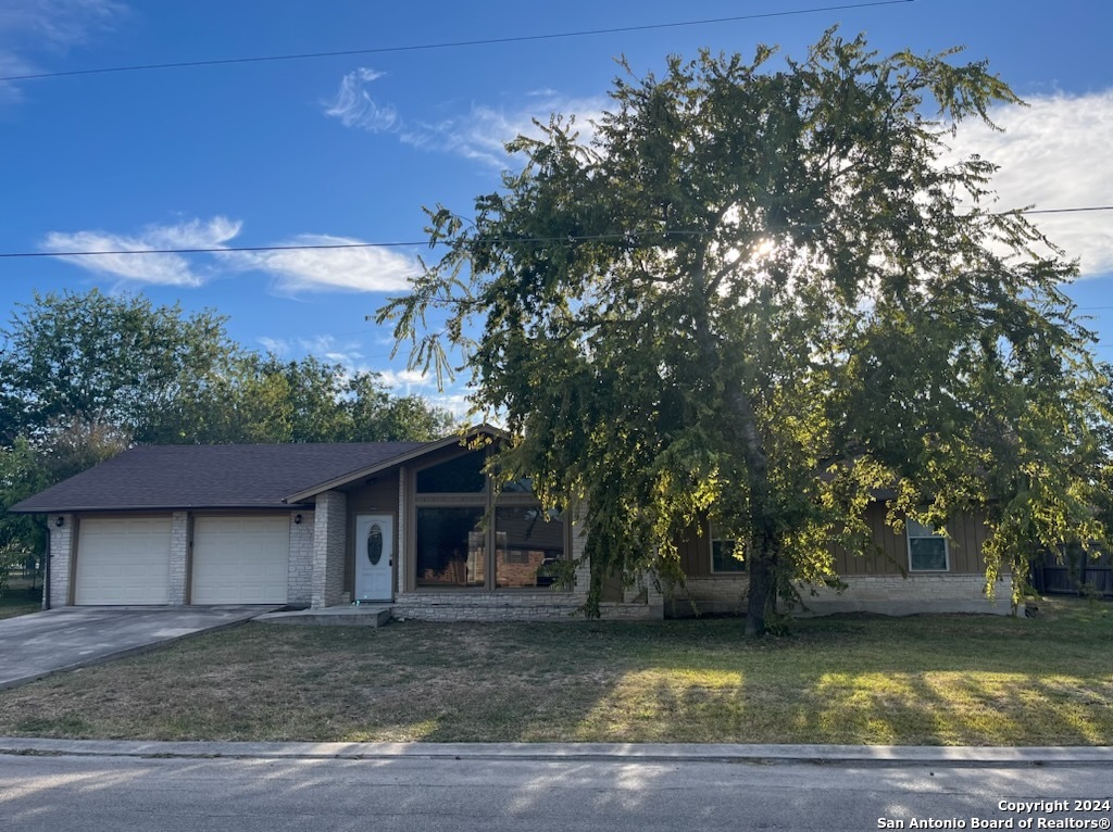 2442 Quail Ridge Dr  New Braunfels TX 78130 photo