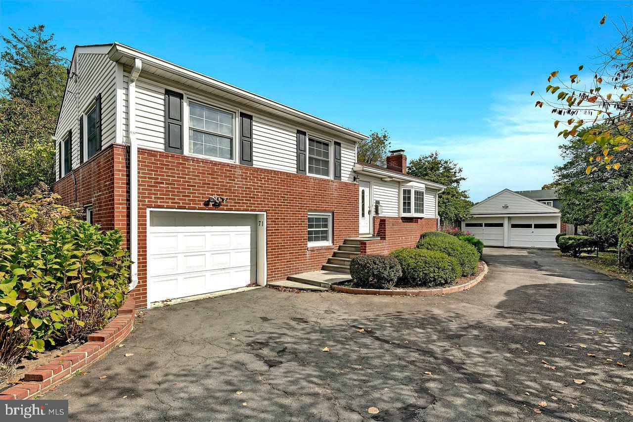 Property Photo:  71 Clearview Avenue  NJ 08540 