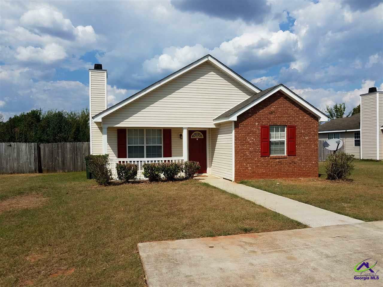 Property Photo: 108 Brandonshire Lane GA 31005