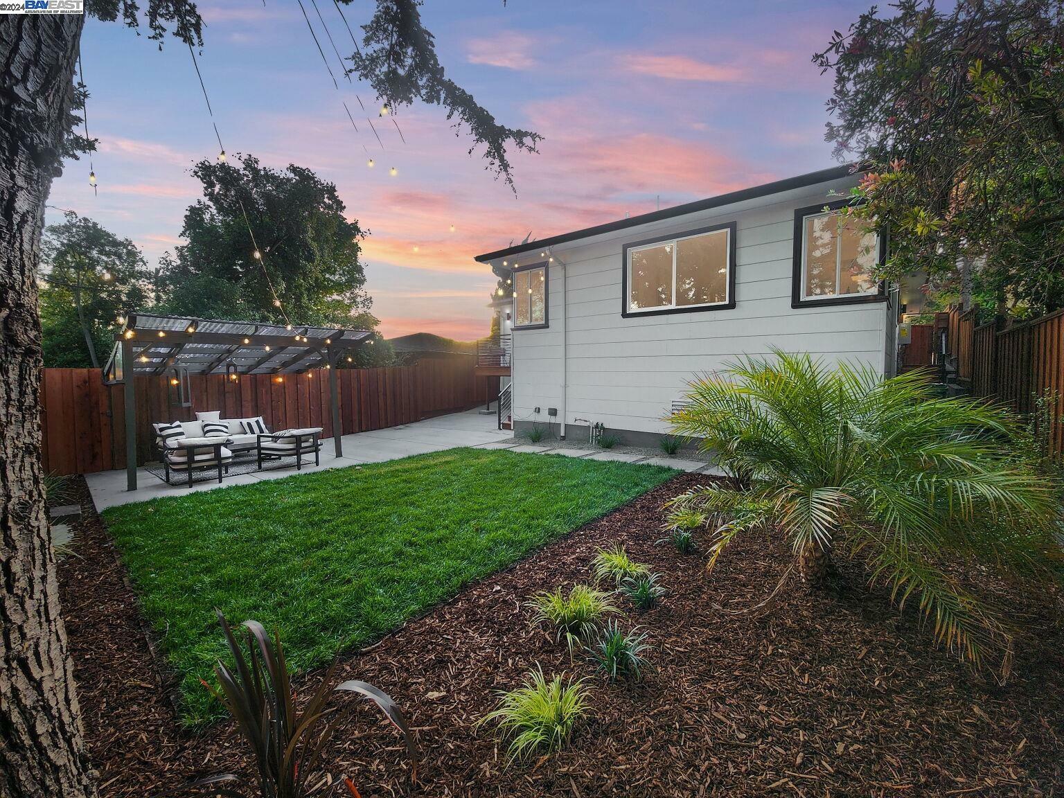 Property Photo:  7804 Eureka Ave  CA 94530 