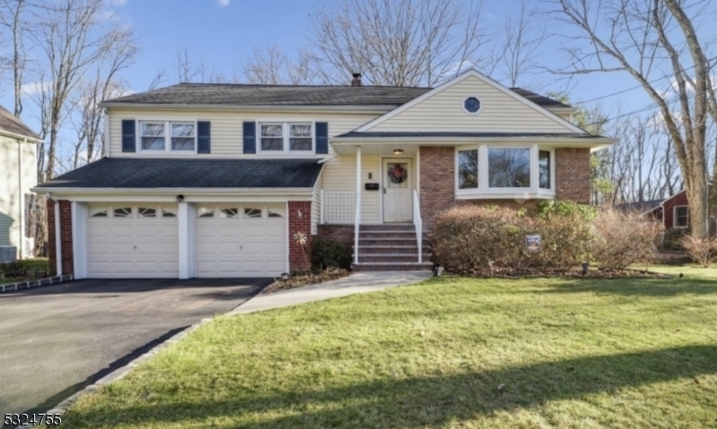 Property Photo:  22 Porter Pl  NJ 07974 