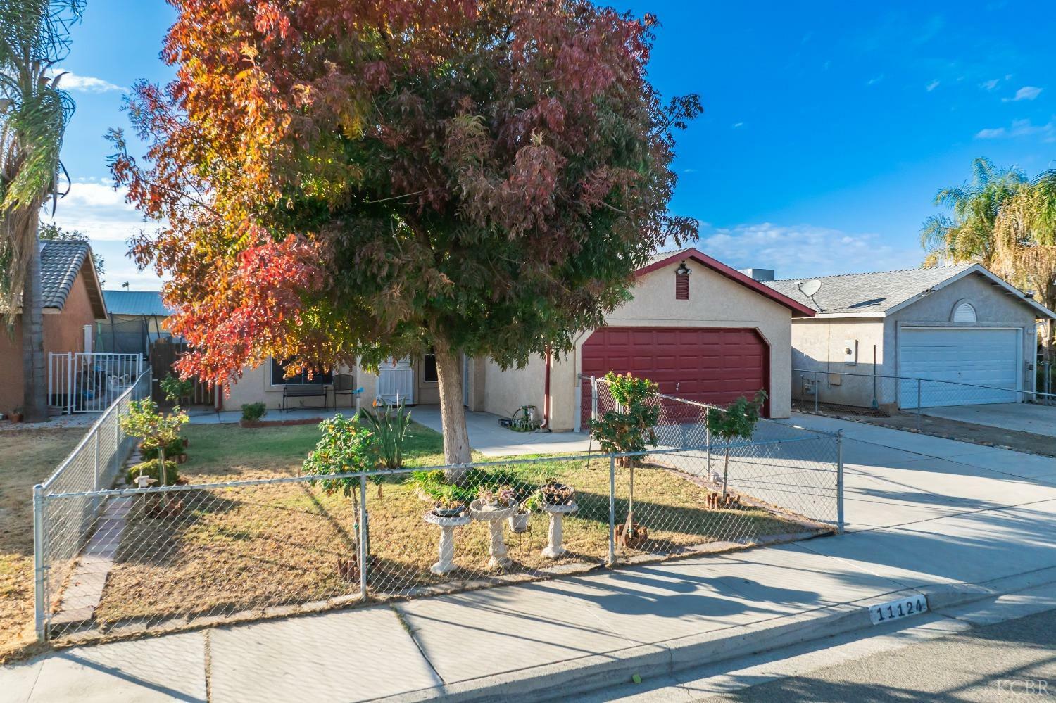 Property Photo:  11124 Mesquite Circle  CA 93202 