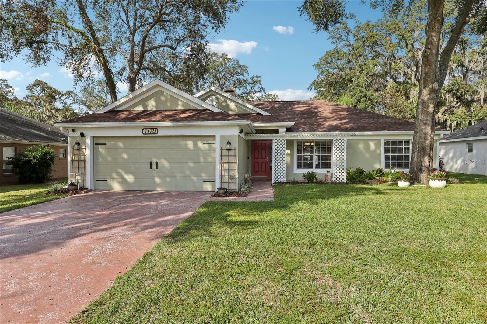 34321 Shadewood Circle  Leesburg FL 34788 photo