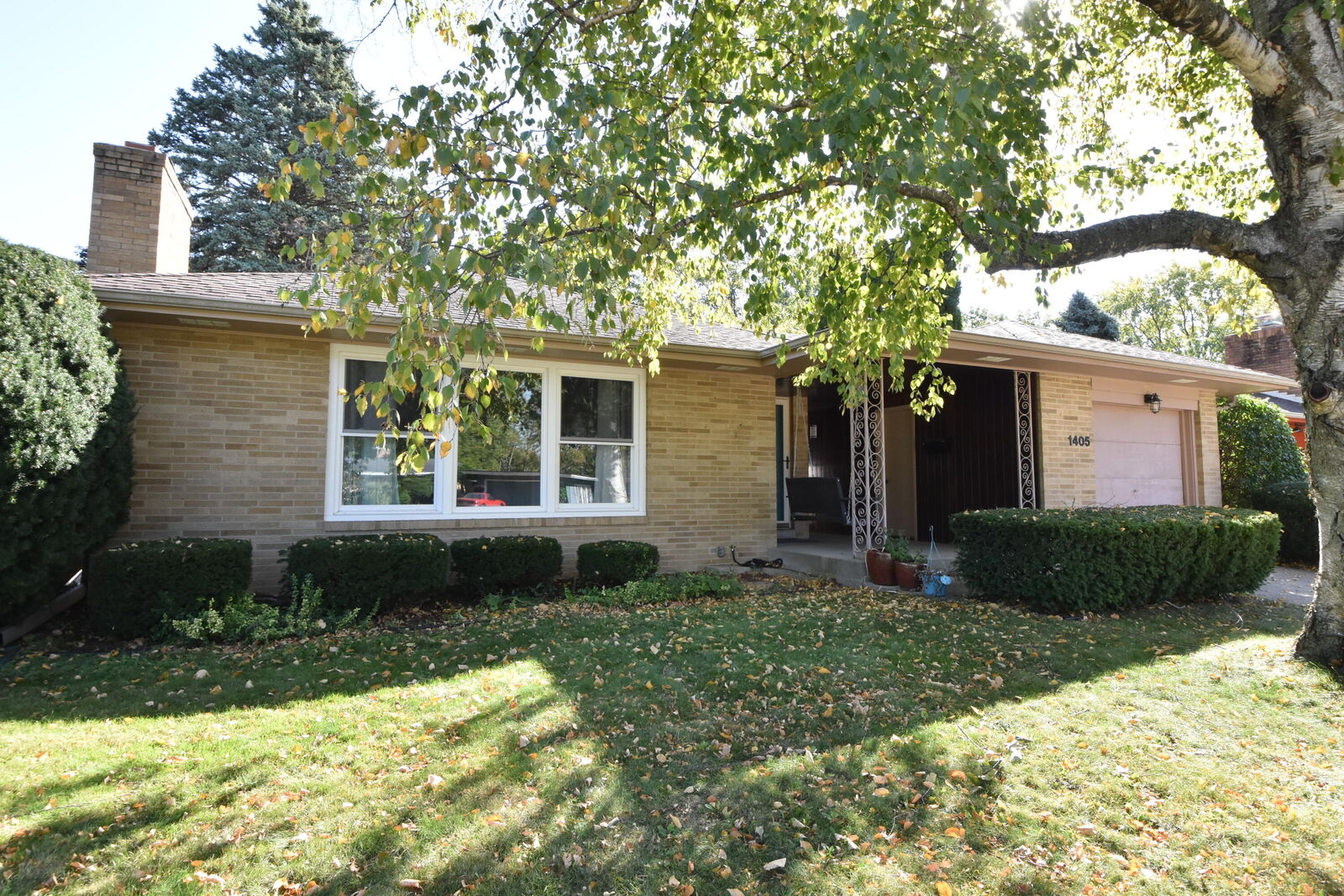Property Photo:  1405 Maria St  WI 53404 