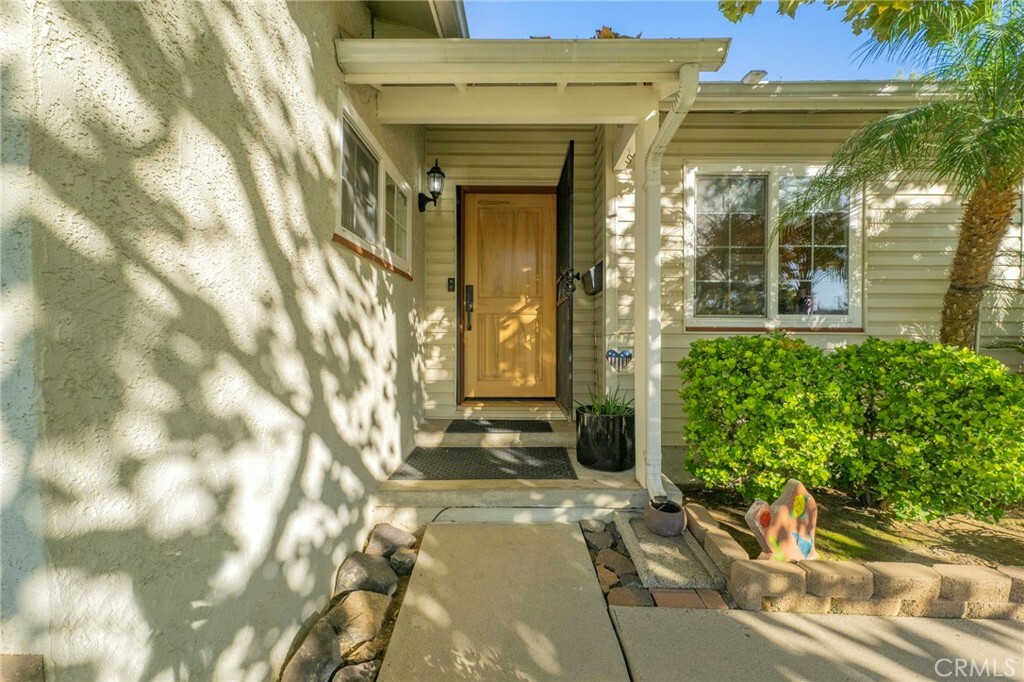 Property Photo:  7020 Hatillo Avenue  CA 91306 