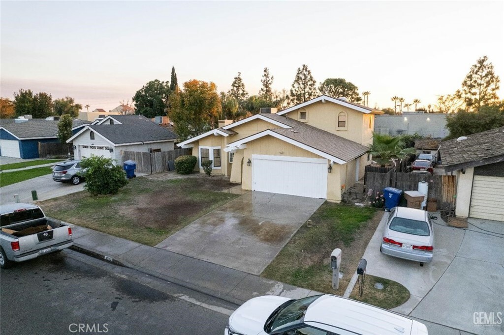 Property Photo:  3701 Seligman Drive  CA 93309 