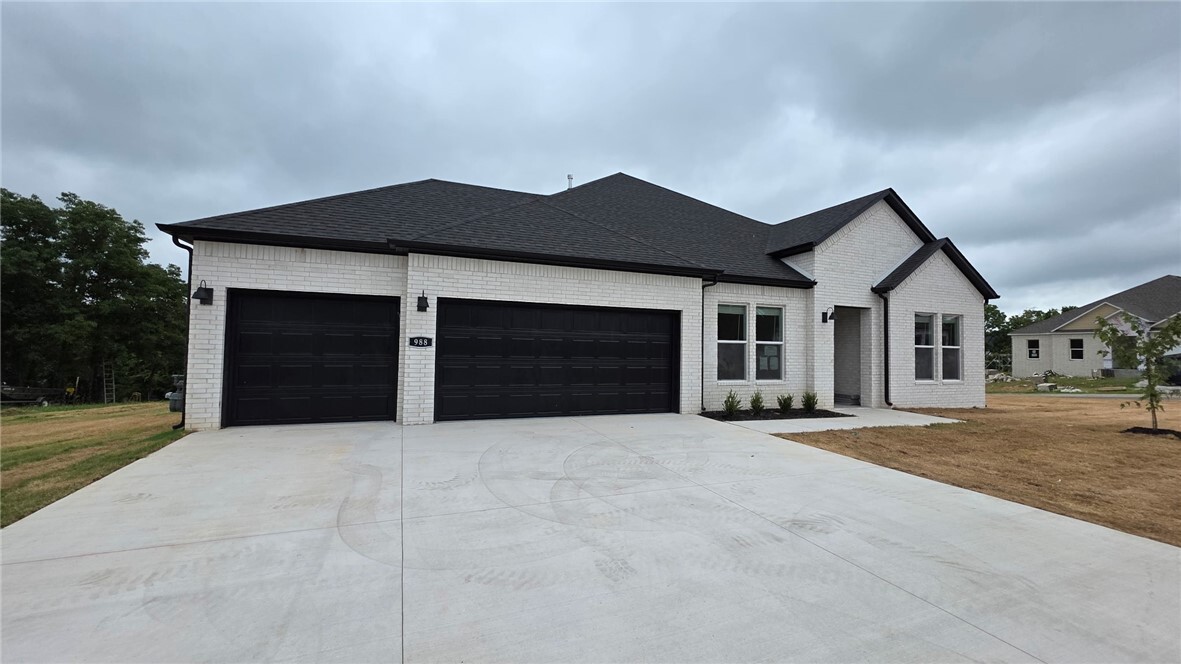 Property Photo:  988 Red Cedar Place  AR 72756 