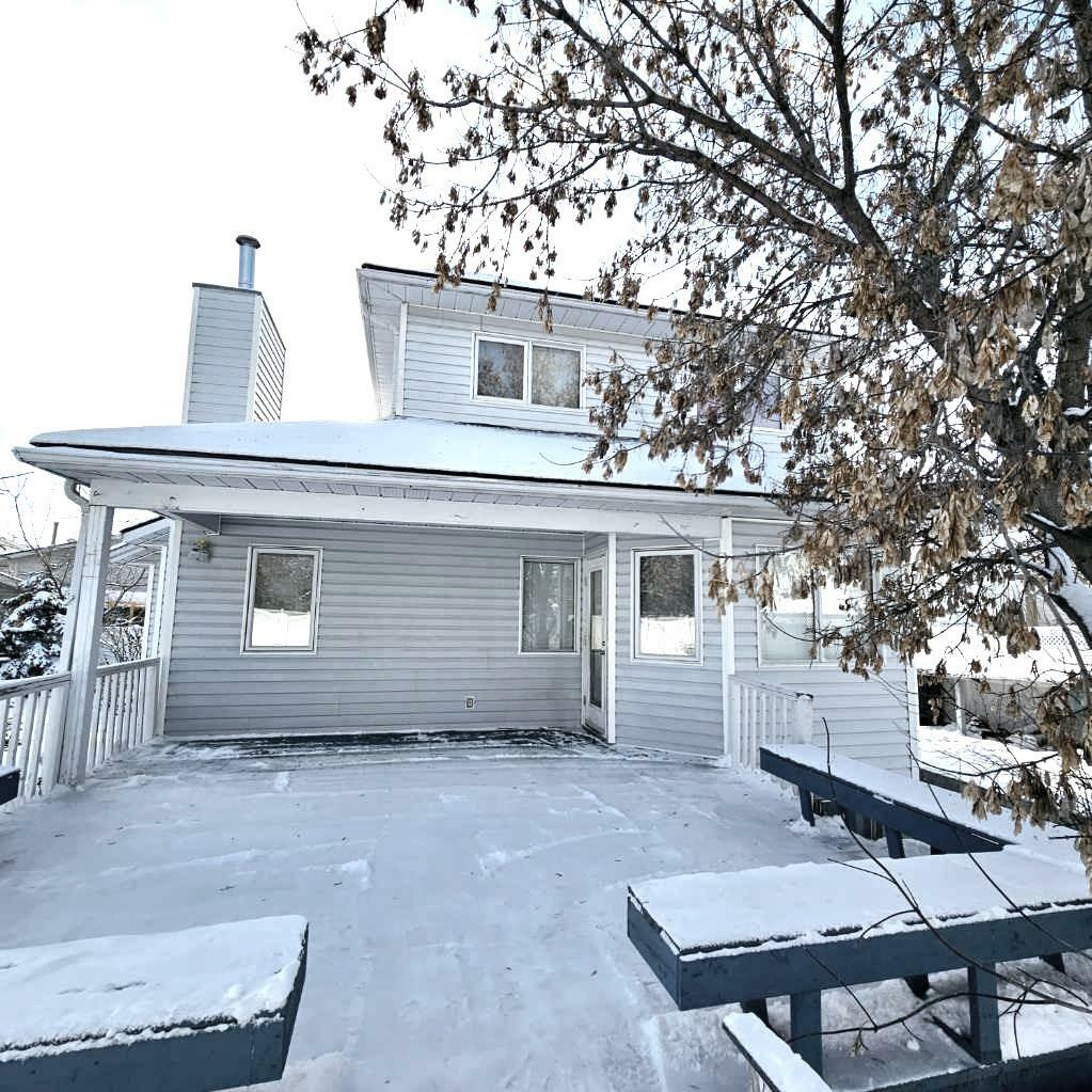 Property Photo: 9517 91 Street AB T0A 2C0