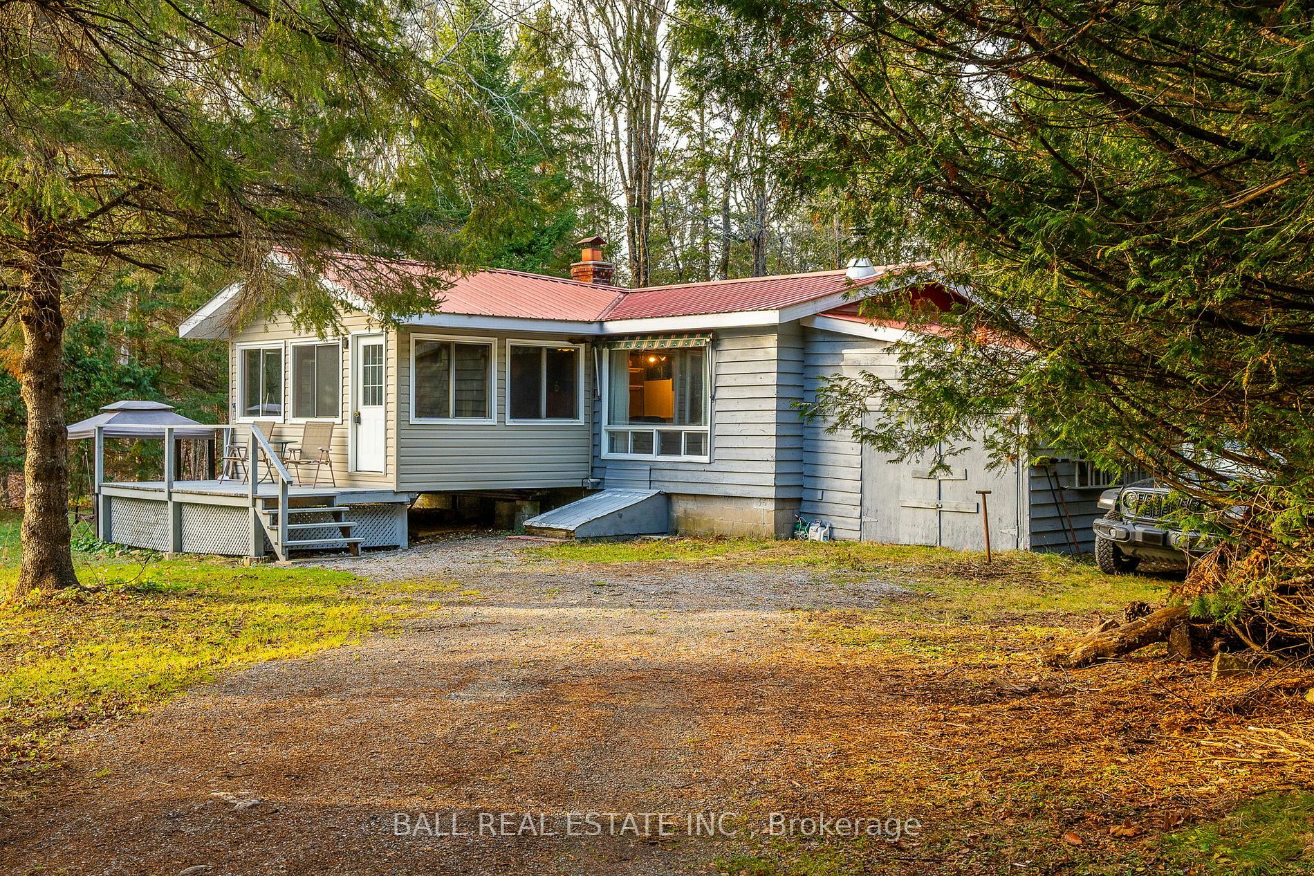 Property Photo:  121 Salmon Lake Rd  ON K0L 1J0 