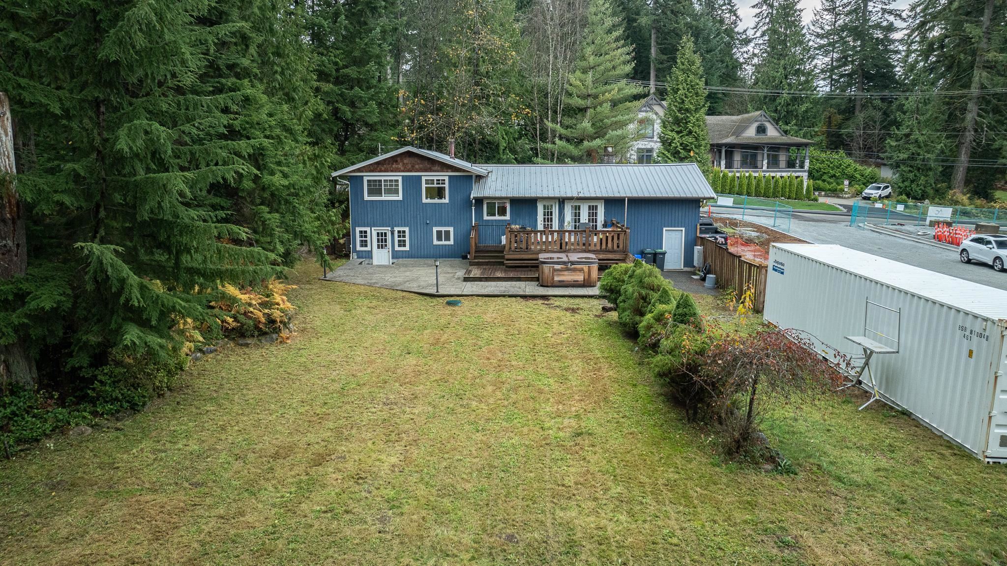Property Photo: 2345 Sunnyside Road BC V3H 4Y5