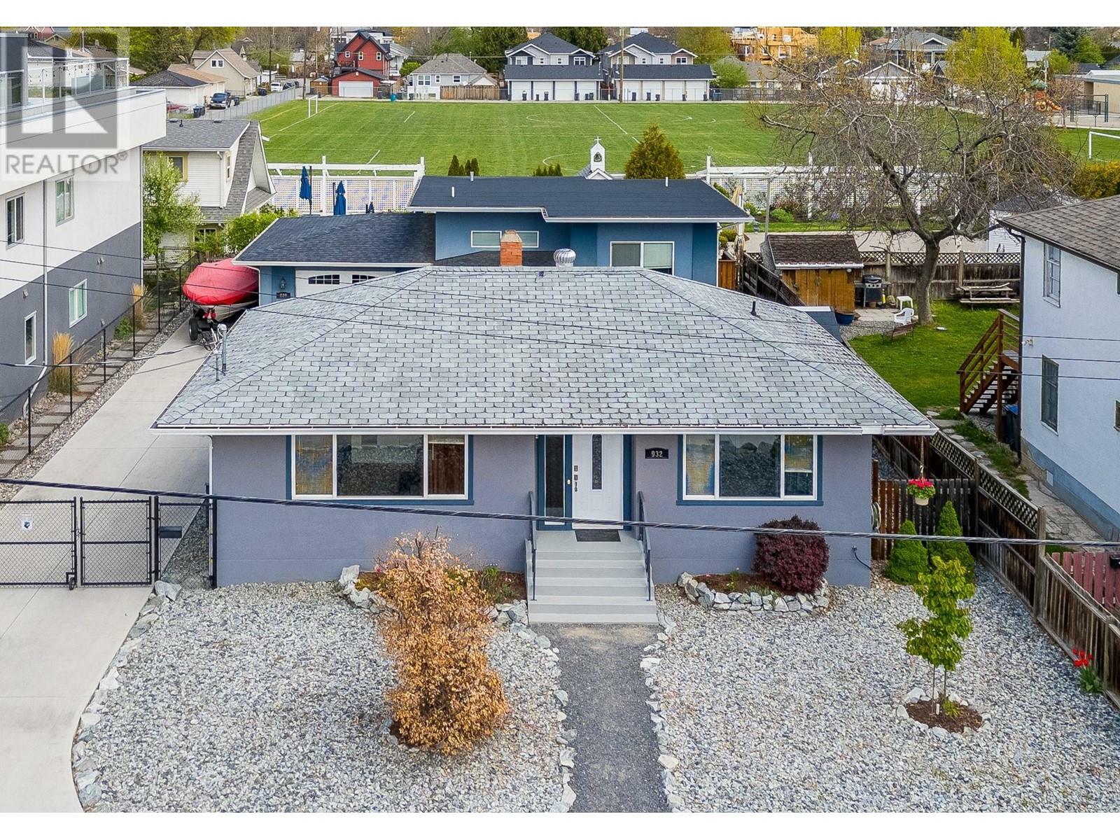 930-932 Lawson Avenue  Kelowna BC V1Y 6T1 photo