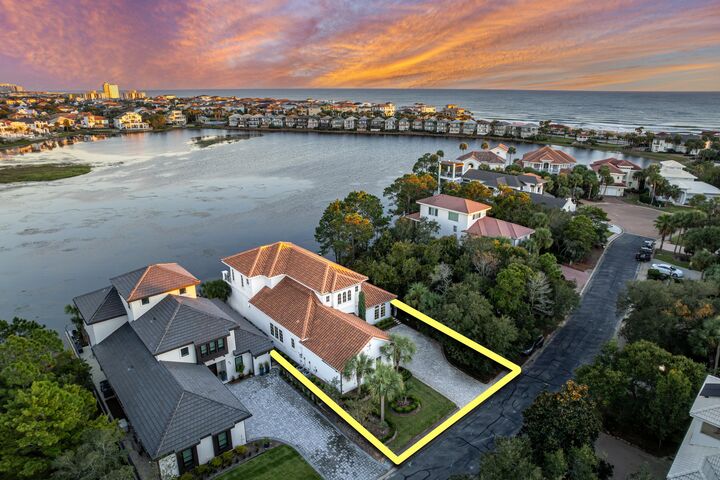 Property Photo: 91 Vista Bluffs FL 32541