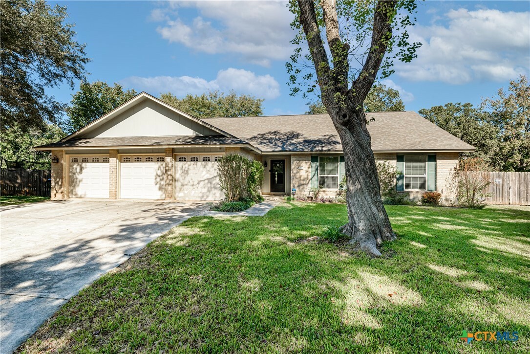 214 Oldtowne Road  Seguin TX 78155 photo