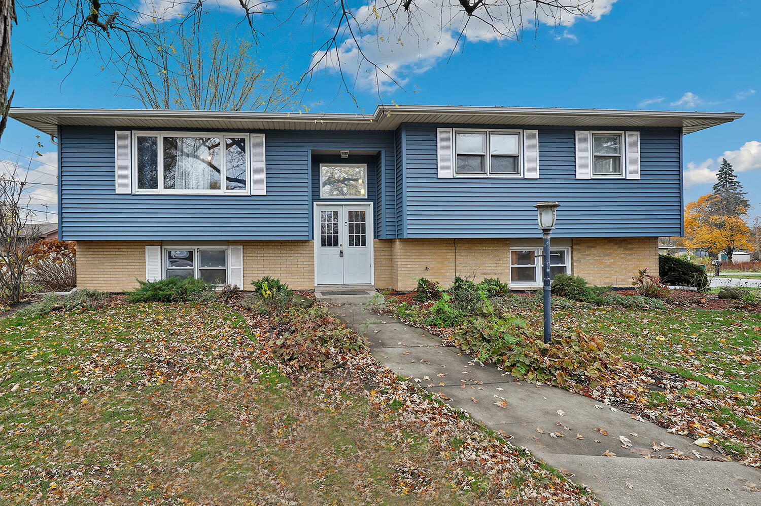Property Photo: 412 E 78th Place IN 46410