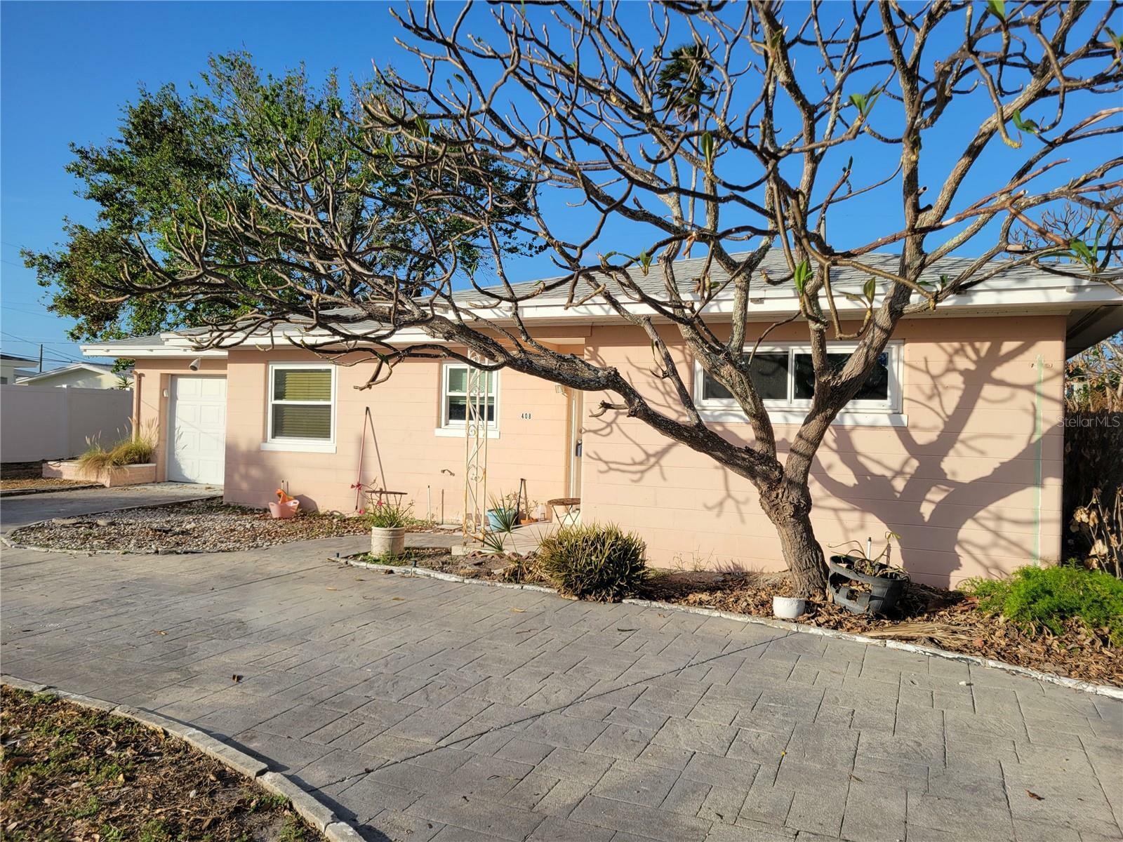 Property Photo:  408 39th Avenue  FL 33706 